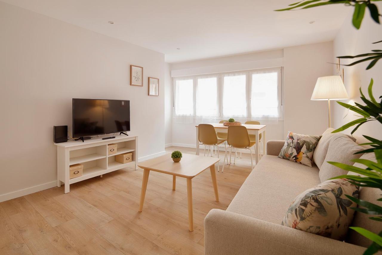 Apartamento Centro-El Carmen Gijón Esterno foto