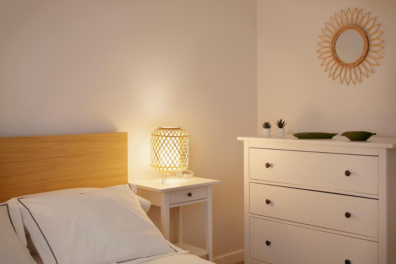 Apartamento Centro-El Carmen Gijón Esterno foto